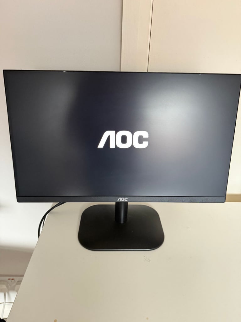 Gently Used AOC 22B2H - 22 inch FHD Monitor - £25 OBO
