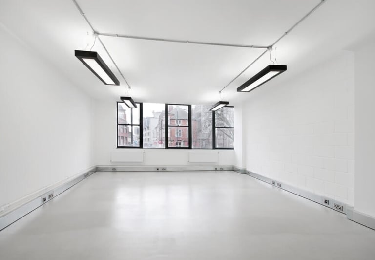 Private Offices to Rent in Whitechapel E1 - Spaces For 7 to 160 People