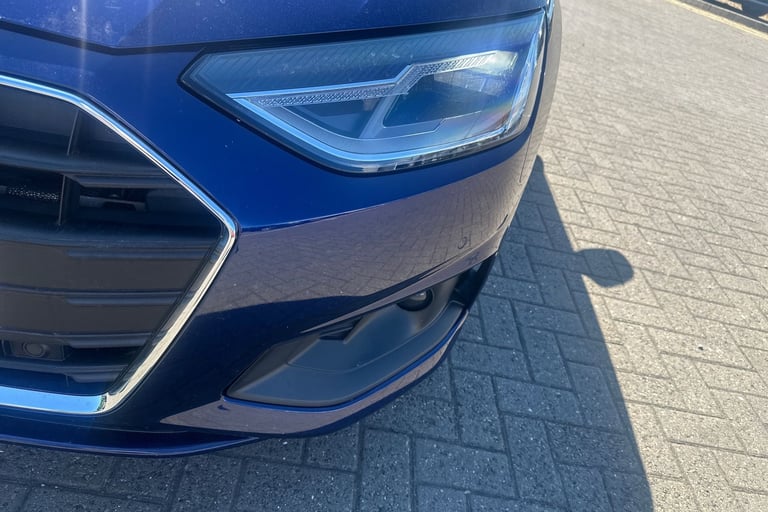  Audi A4 Saloon 2.0 Tfsi 35 Technik Saloon 4dr Petrol S Tronic Euro 6 s/s 150 Ps
