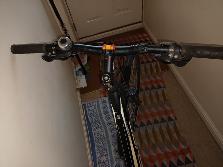 Cube Nature hard tail mountain bike rear rack mudguards ride away condition