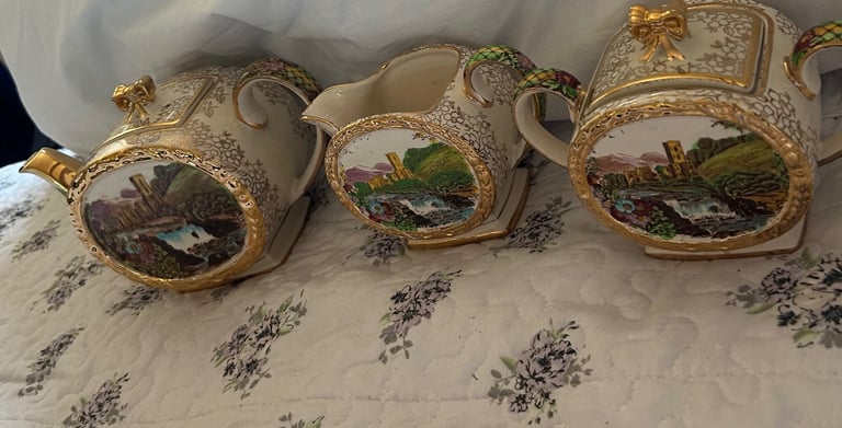 image for Sadler tea pot / sugar pot and milk jug 