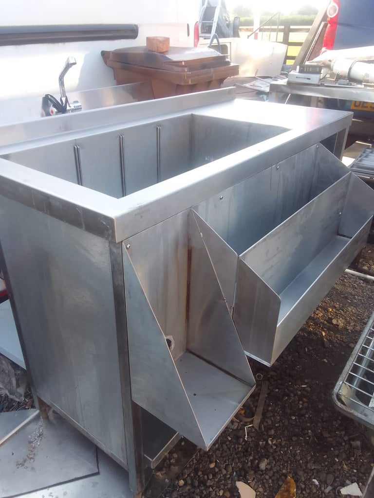 Commercial catering equipment sinks stainless steel restaurant kitchen trailer items 
