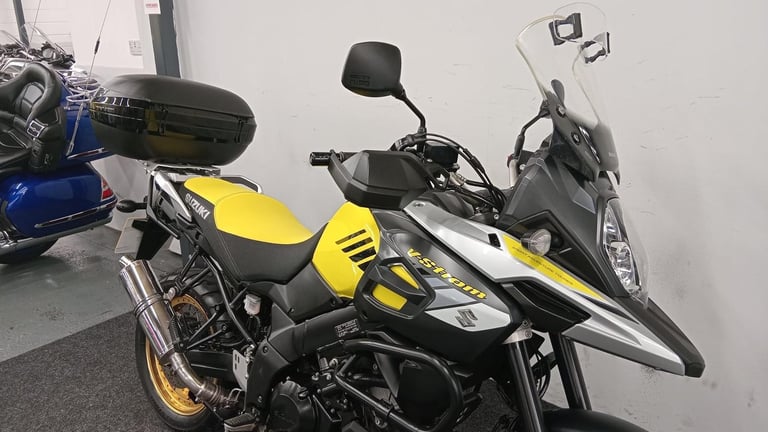 SUZUKI DL1000 ** 12 MONTH MOT - DELKEVIC EXHAUST - CRASH BARS ** 