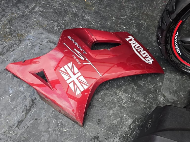TRIUMPH SPRINT ST 1050 PROJECT BIKE HPI CLEAR 