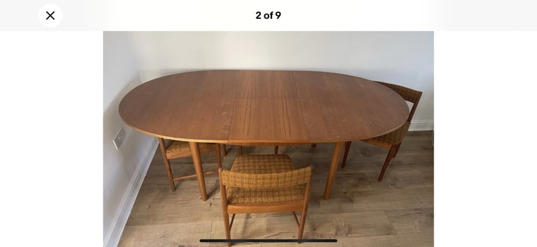 A MID-CENTURY McINTOSH EXTENDING 4/6 SEATER DINING TABLE & 4 MATCHING CHAIRS GREAT CONDITION