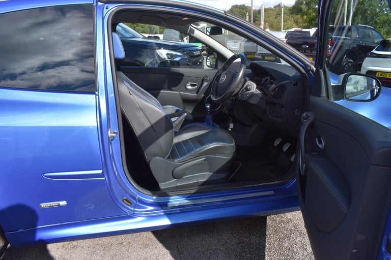 2011 Renault Clio 2.0 Gordini Euro 5 3dr HATCHBACK Petrol Manual