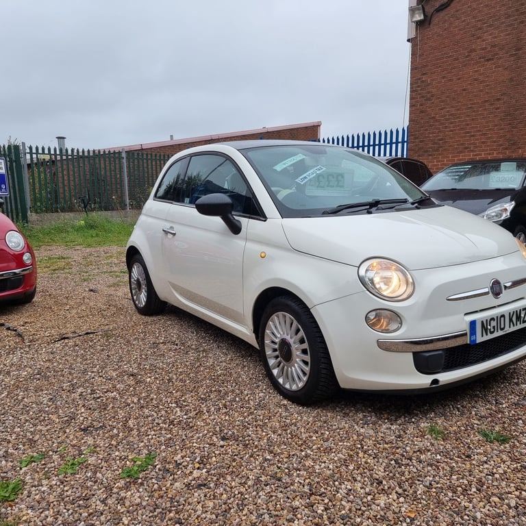 FIAT 500 LOUNGE 1.2 PETROL MODEL YEAR 2010 £35 ROAD TAX PER YEAR& ULEZ FREE LONG MOT GREAT CAR!!!