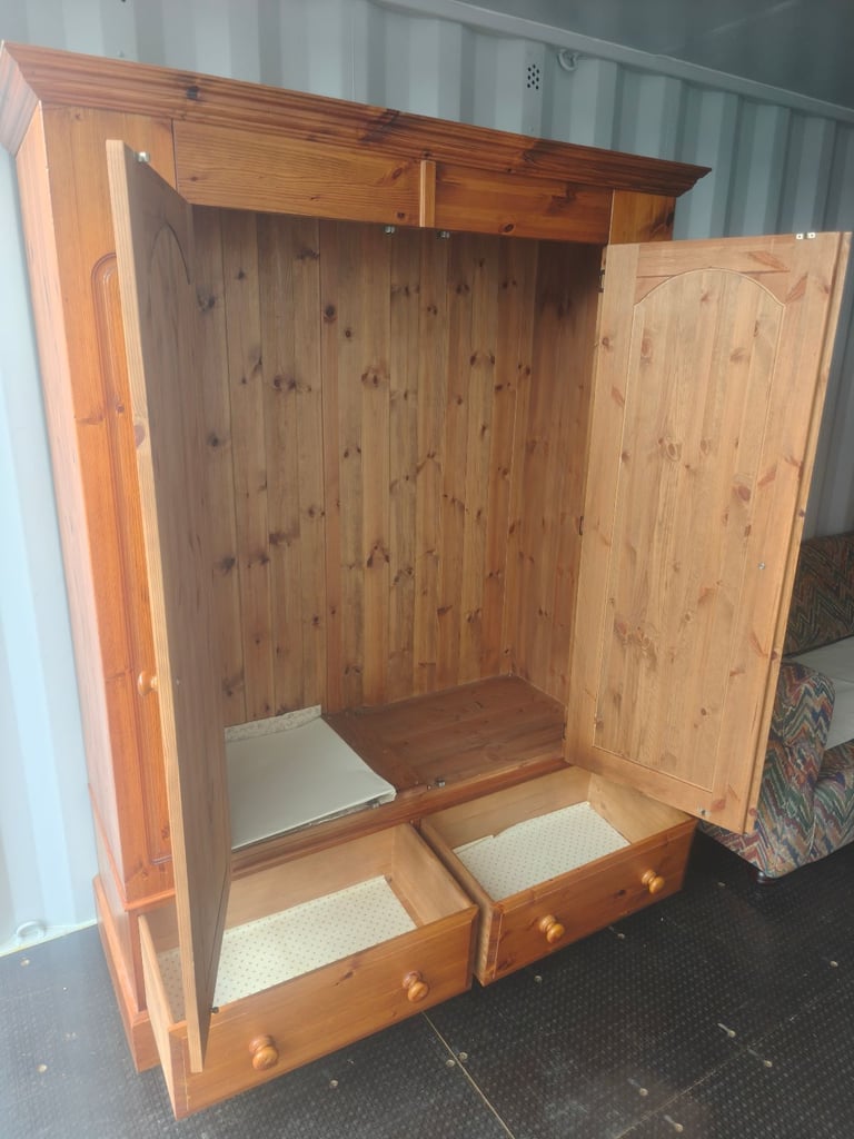 Free-standing Pine Wardrobe 