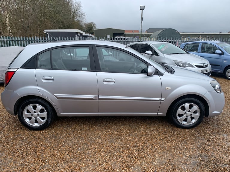 2009 Kia Rio 1.4 Strike 5dr HATCHBACK Petrol Manual