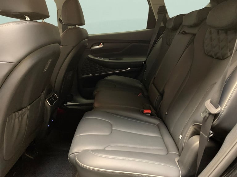 2023 Hyundai Santa Fe 1.6 TGDi Plug-in Hybrid Premium 5dr 4WD Auto ESTATE PETROL/ELECTRIC Automatic
