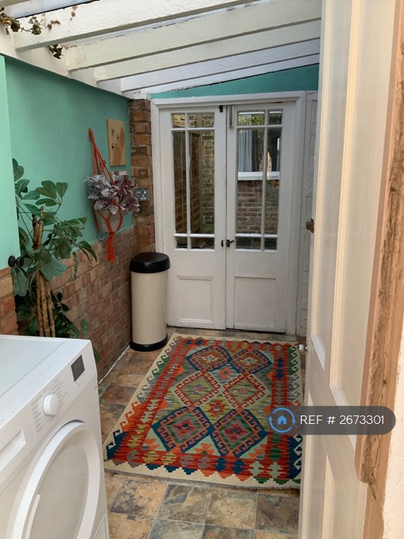 4 bedroom house in Byne Road, London Se26, SE26 (4 bed) (#2673301)