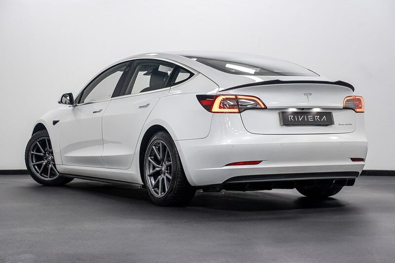 2020 Tesla Model 3 Long Range Saloon Electric Automatic