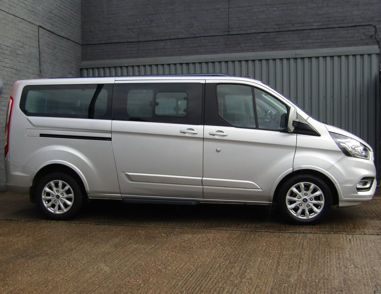 2022 Ford Tourneo Custom 2.0 EcoBlue 130ps L/R 9 Seater Titanium Auto Minibus Diesel Automatic