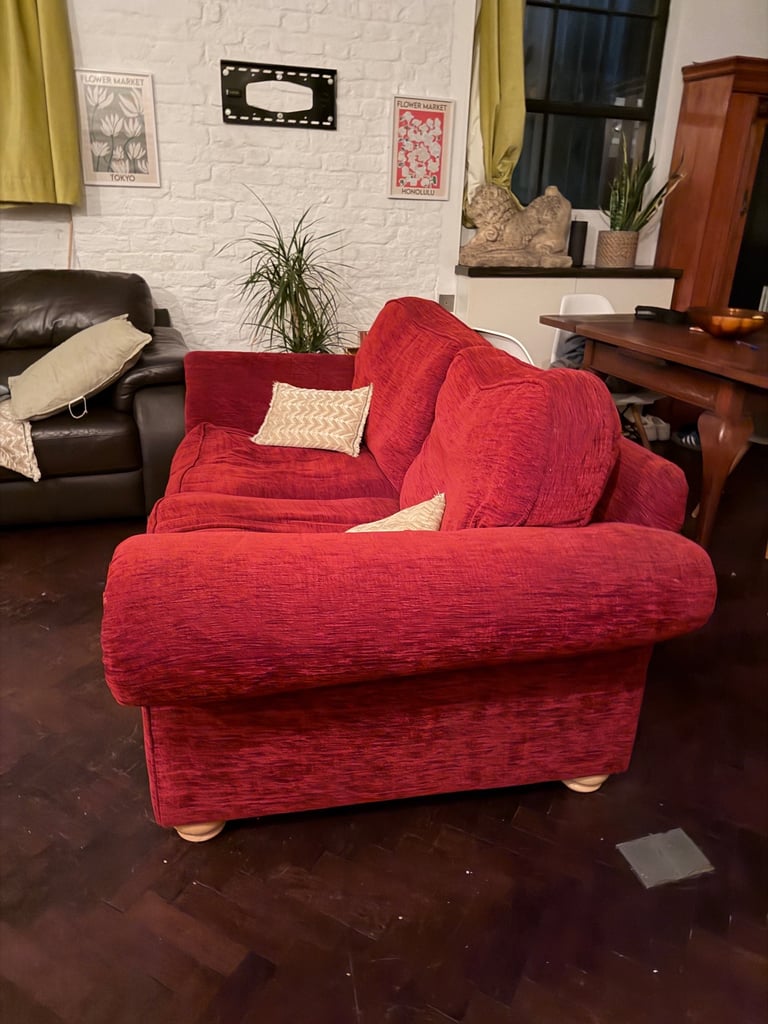 Lush Red sofa (sofa bed)