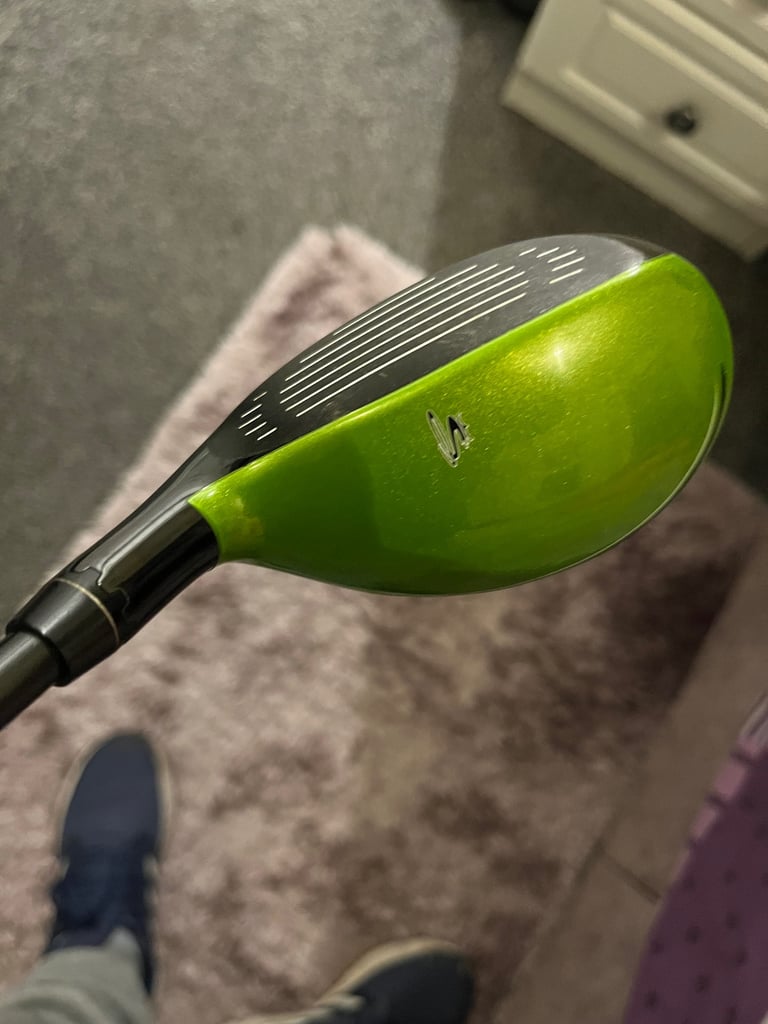 image for Cobra hybrid golf club 3/4