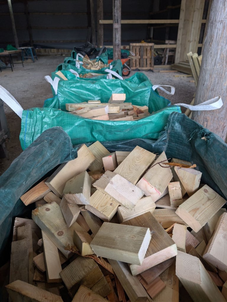 Scrap Timber, Firewood, reclaimed wood, pallet wood, 