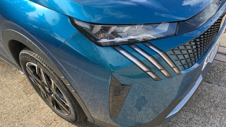 2024 Peugeot 3008 1.2 MHEV GT SUV 5dr Petrol Hybrid e-DSC Euro 6 (s/s) (136 ps) SUV Hybrid Automatic