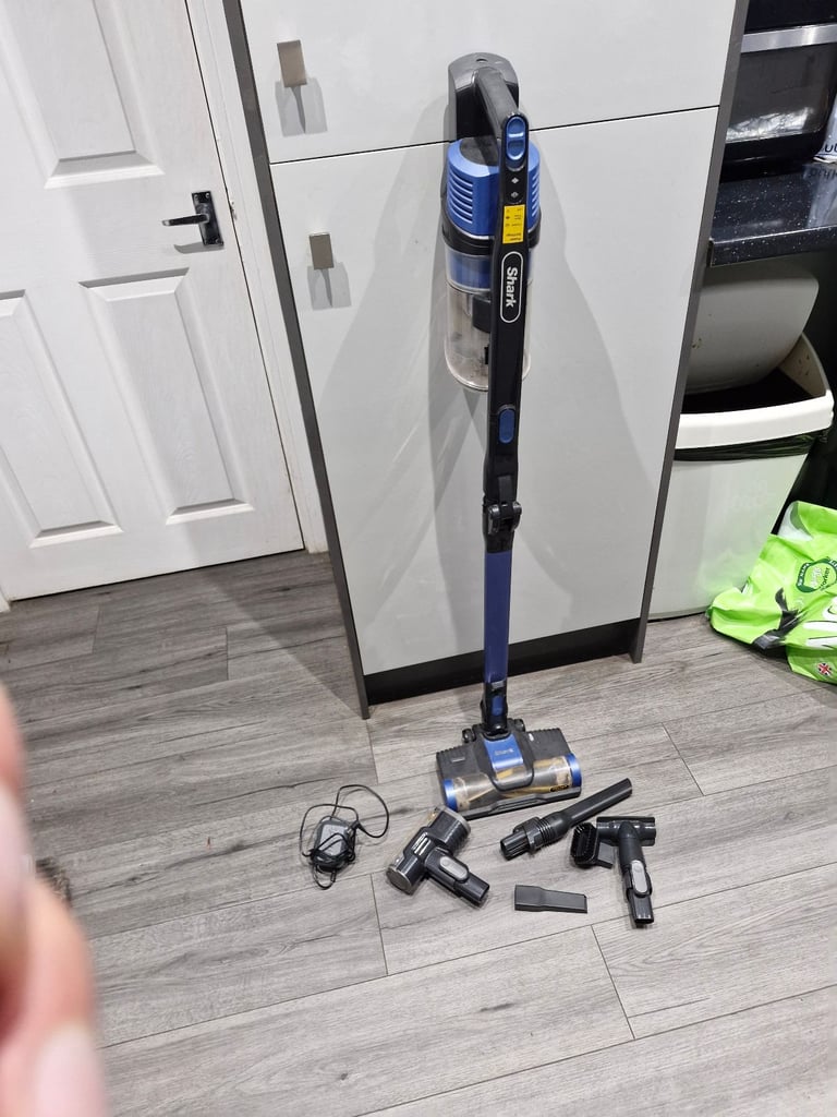 Shark cordless hoover hardly used £70