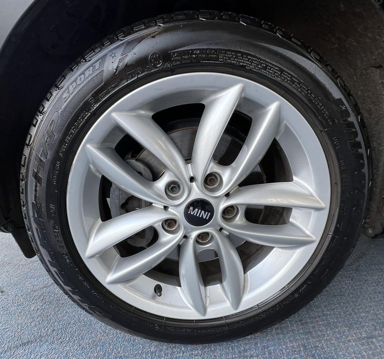 2011 MINI Countryman 1.6 Cooper Euro 5 (s/s) 5dr HATCHBACK Petrol Manual