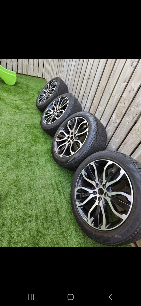 image for Range rover alloy wheels & tyres x4