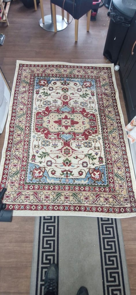 Rug 140x200