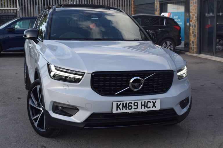 2019 Volvo XC40 2.0 D3 R DESIGN Pro 5dr Geartronic ESTATE DIESEL Automatic