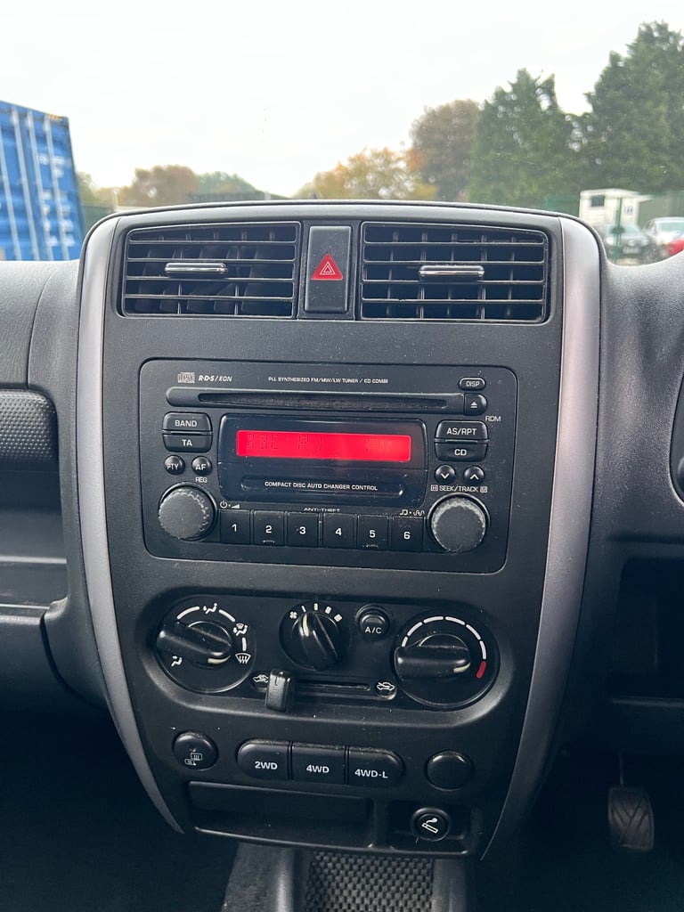 Suzuki, JIMNY, Estate, 2006, Manual, 1328 (cc), 5 doors