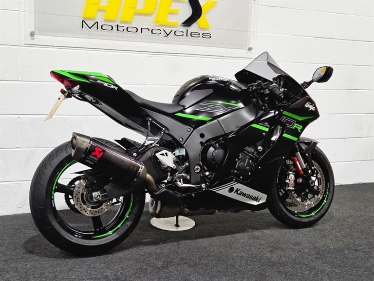 Kawasaki Ninja ZX-10R 1 OWNER! AKRAPOVIC EHXUAST! KRT REPLICA! FULL SERVICE