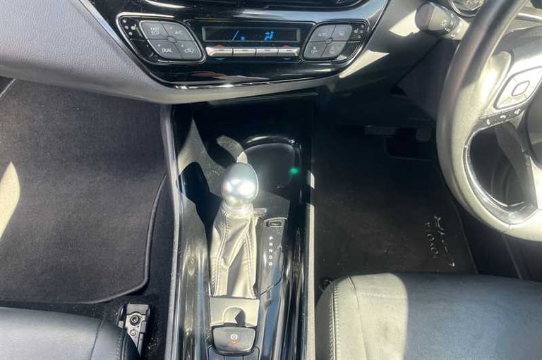 2019 Toyota C-HR 1.8 VVT-h Excel SUV 5dr Petrol Hybrid CVT Euro 6 (s/s) (122 ps) SUV Hybrid Autom...