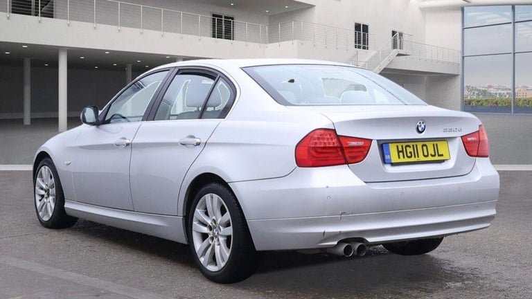  BMW 3 Series 3.0 330d SE Steptronic Euro 5 4dr Diesel Automatic