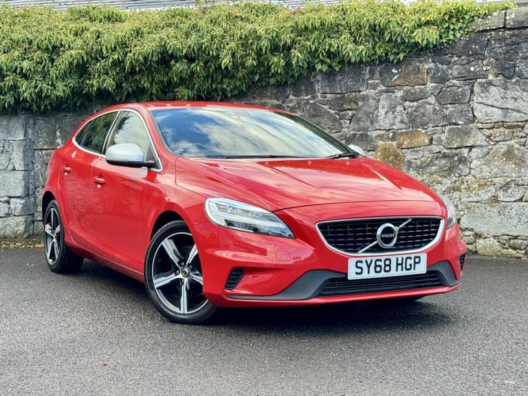 2018 Volvo V40 2.0 T2 GPF R-Design Hatchback 5dr Petrol Manual Euro 6 (s/s) (122 ps) Hatchback Pe...