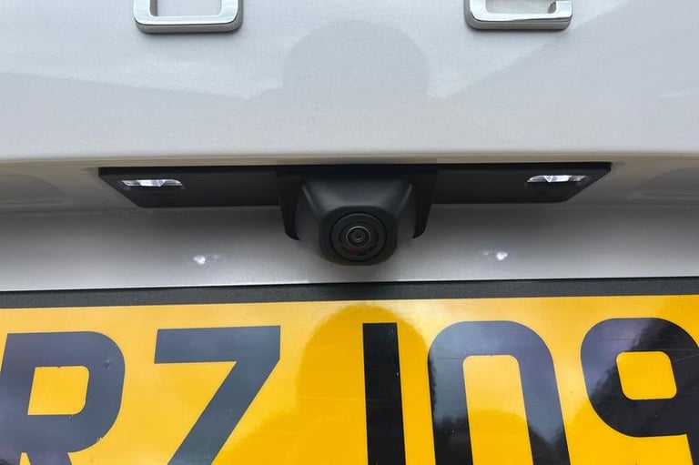 2022 Ford Kuga 1.5 EcoBlue ST-Line X Edition 5dr, Platinum White Paint, Media screen, sat Estate ...