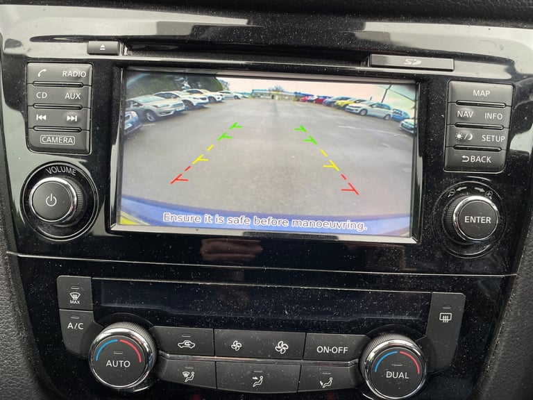 2014 Nissan Qashqai 1.2 DiG-T Acenta Premium 5dr HATCHBACK Petrol Manual