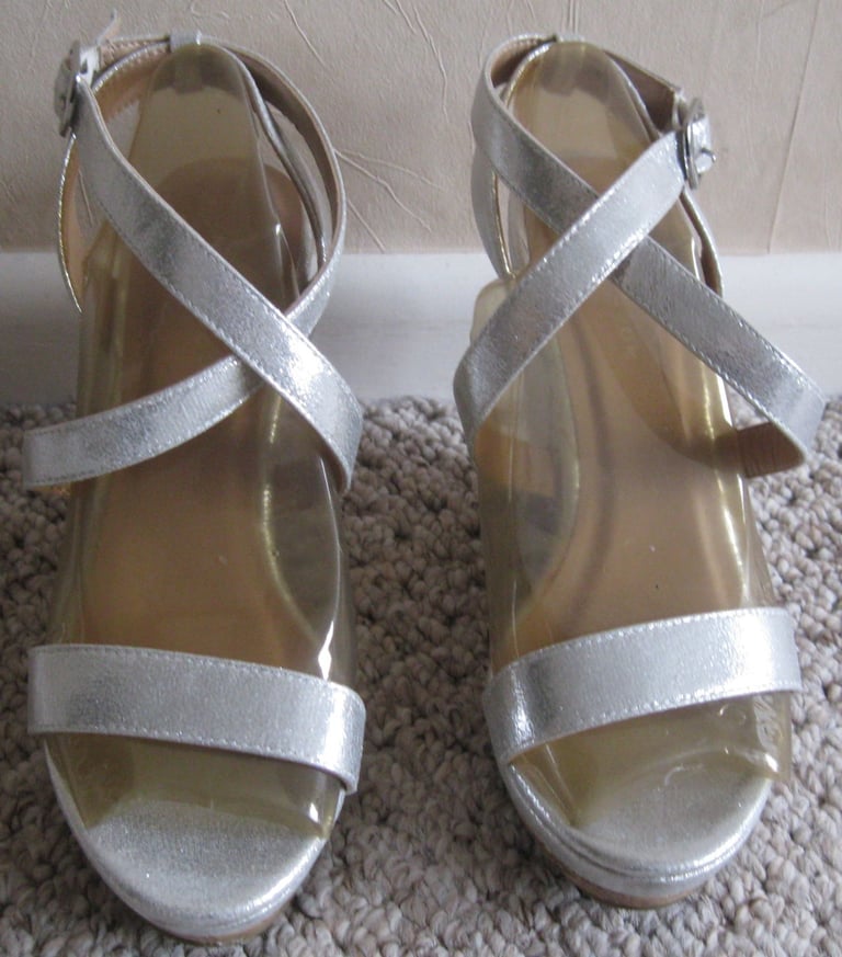 Ladies shoes,  size 4, mostly NEW or hardly worn. £4 - £8 per pair.
