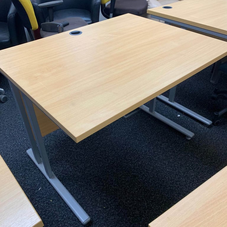 Used Office Desk in perfect condition RRP £300 