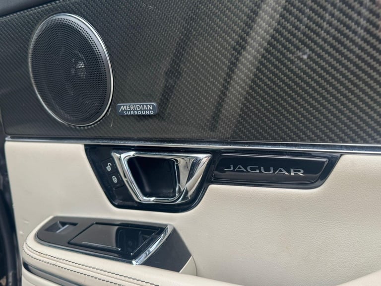 2014 Jaguar XJ 3.0d V6 Portfolio Auto Euro 5 (s/s) 4dr SALOON Diesel Automatic