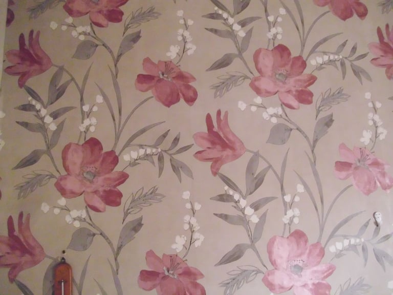 Red flower wallpaper