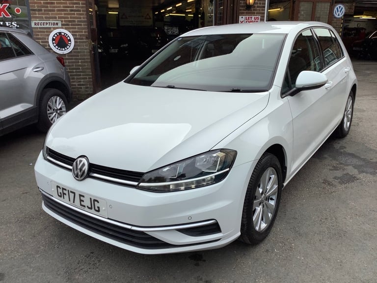 2017 Volkswagen Golf SE NAVIGATION TSI BLUEMOTION TECHNOLOGY Hatchback Petrol Manual