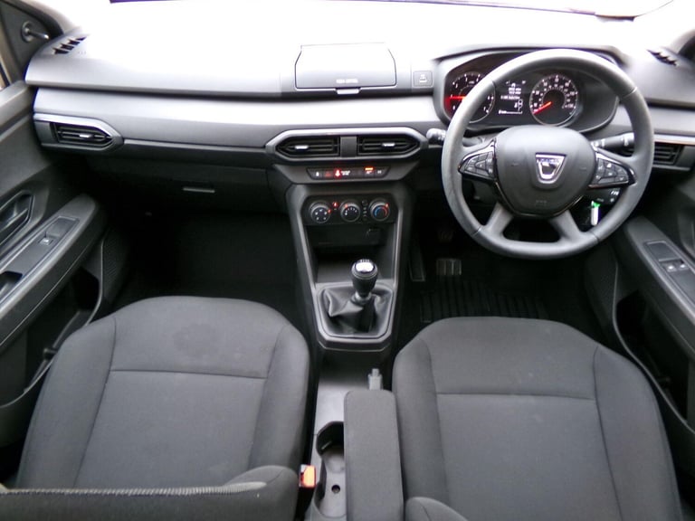 2021 Dacia Sandero Essential TCe 90 HATCHBACK Petrol Manual