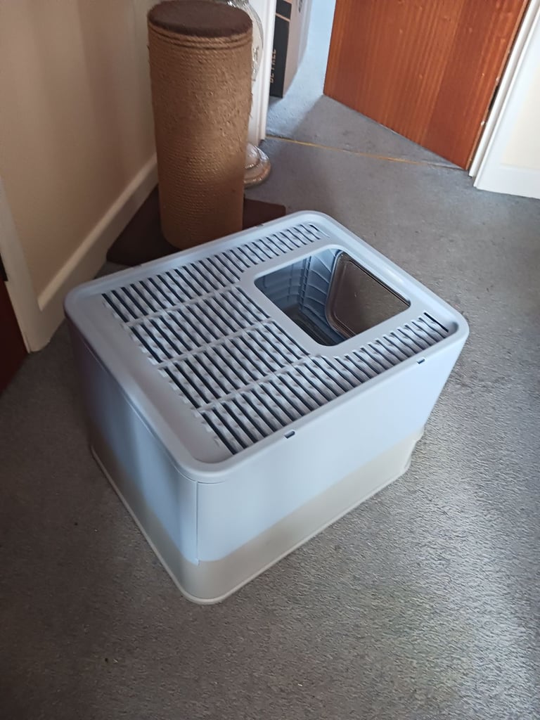 image for Modern cat litter tray