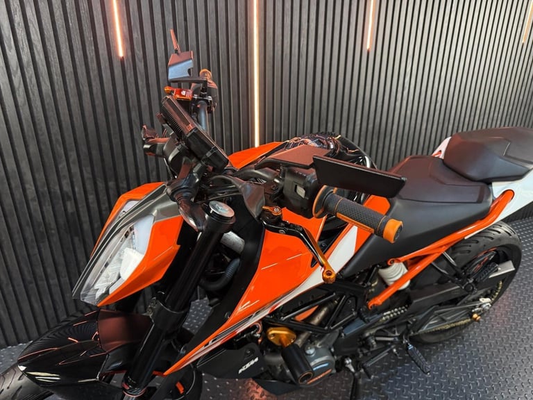 2020 KTM 125 Duke 125 Euro 4