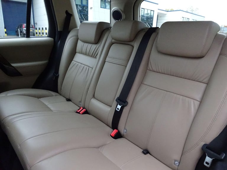 2012 Land Rover Freelander 2.2 SD4 HSE LUX 5dr Auto ESTATE DIESEL Automatic