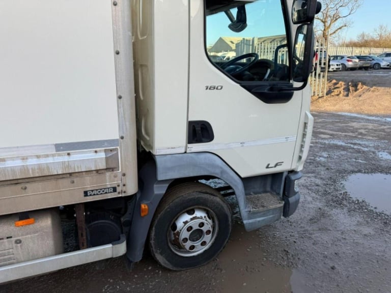 2019 (69) DAF LF 180 4x2 BOX TRUCK WITH TUCKAWAY TAIL LIFT