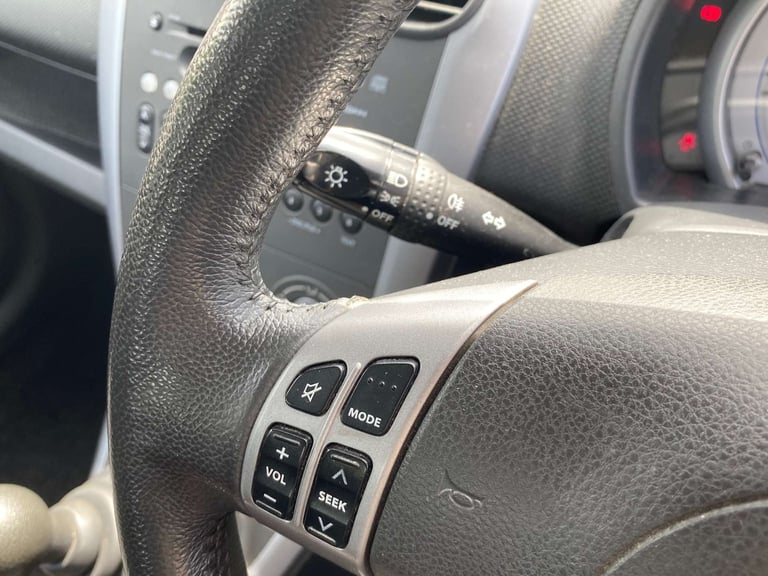 2009 Suzuki Splash 1.0 Splash GLS 5dr Hatchback Petrol Manual - Image 25