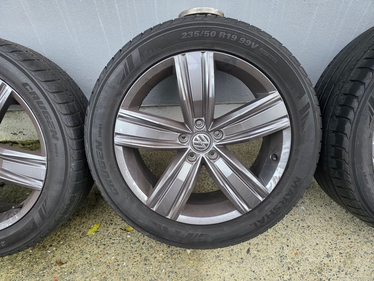 19 inch 5x112 Volkswagen tiguan alloys fit q3 a5