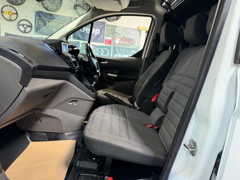 FORD TRANSIT CONNECT 1.5 240 EcoBlue Limited L2 Euro 6 (s/s) 5dr 2019