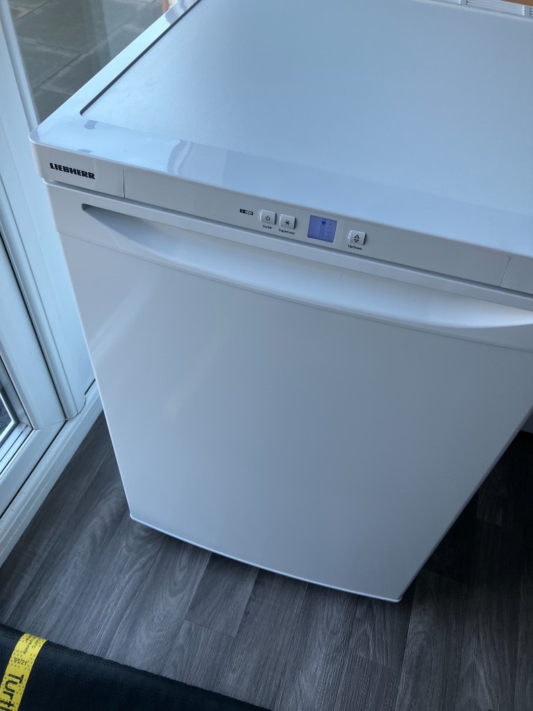 image for small white freezer