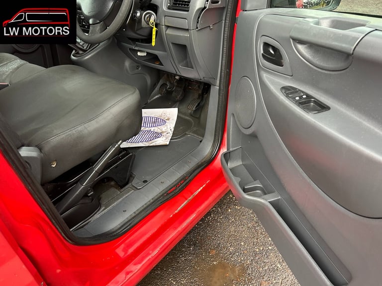 PEUGEOT EXPERT 1200 1.6 HDI L2H1 LWB PANEL VAN 2014 63 REG