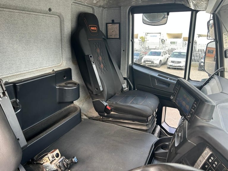 IVECO STRALIS X-WAY 8X4 STEEL TIPPER 2018 – RK68 LXX