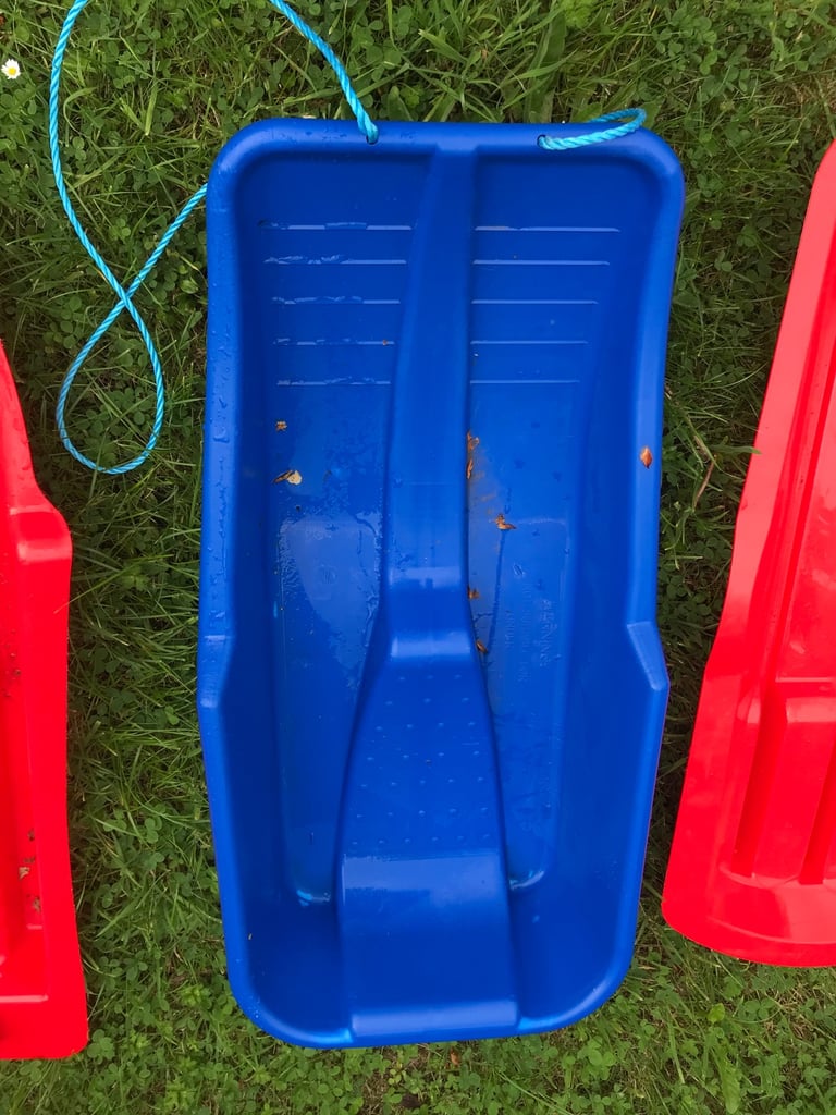 Plastic snow Sleighs
